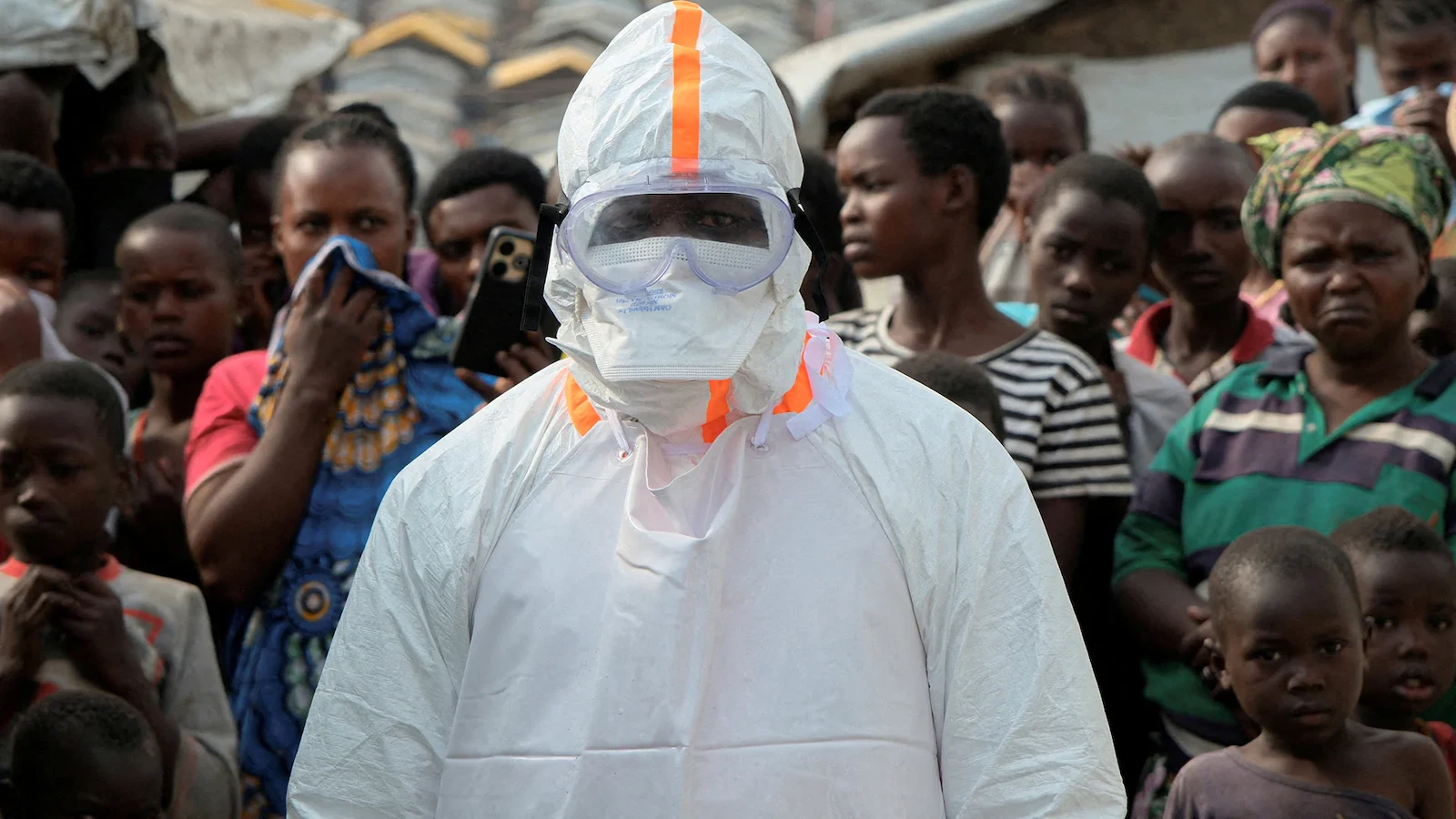 Uganda Discharges Last Ebola Patient as US Maintains Travel Advisory